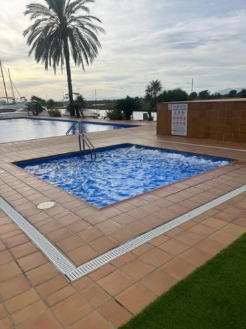 Atico En Port Gran Apartment Roses